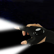 Cargar imagen en el visor de la galería, 2 Fingers Flashlight Fishing Glove
