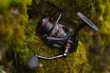 Charger l&#39;image dans la galerie, The Predator Fishing Spinning Reel 10kg Drag 2000-7000
