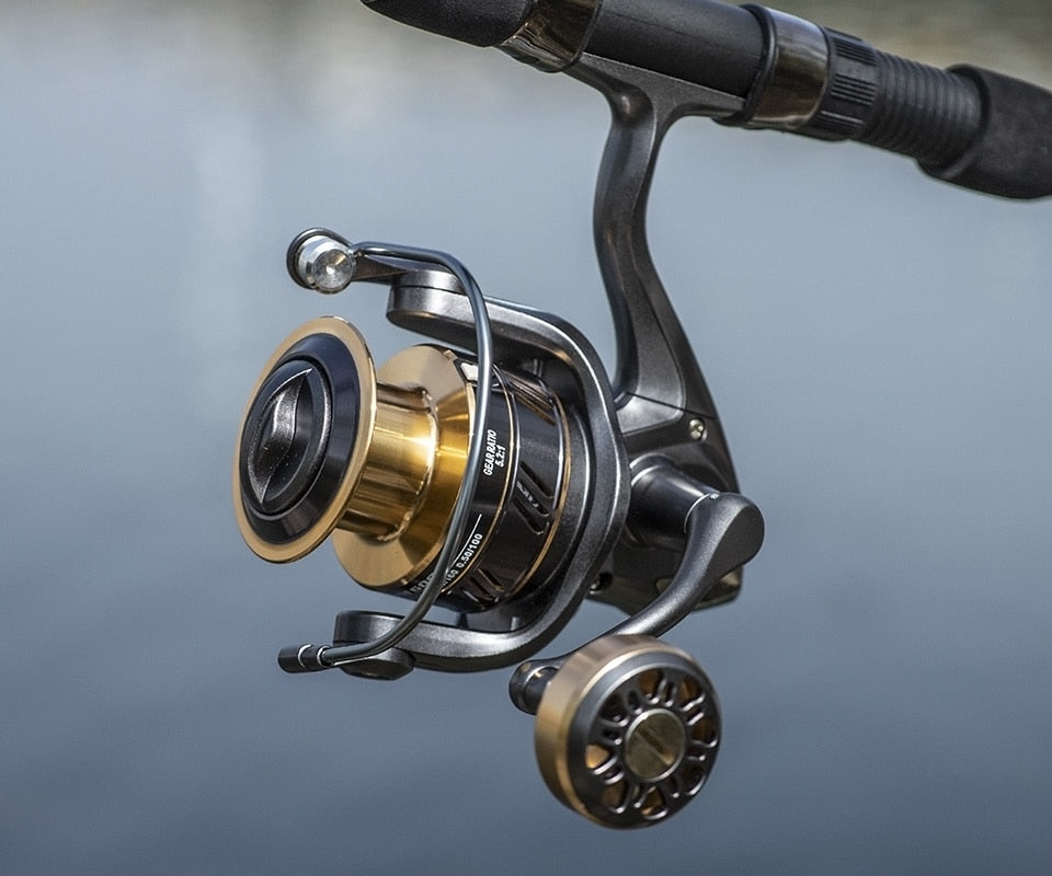 He1000-7000 Series Carp Fishing Spinning Reel Max Drag 10kg Metal Line Cup  Freshwater Long Throw Spinning Wheel