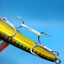 Load image into Gallery viewer, 3pc Sinking Lure 98g/18cm Depth 7-9m
